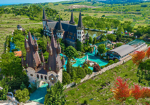 Tokyo Design Awards - Castle IN LOVE WITH THE WIND