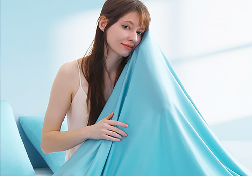 Tokyo Design Awards Winner - Elegear Silver-Ion Cooling Blanket by Miles Wang